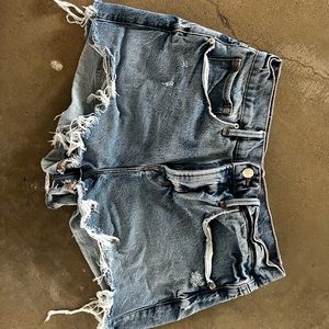 Good American shorts